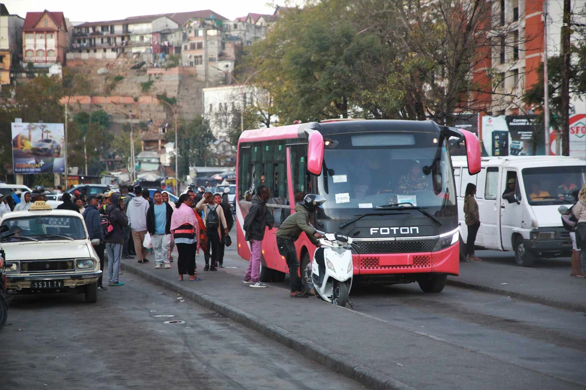 Bus Foton 250 – Fetim-pirenena Antananarivo