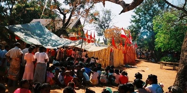 Cérémonie Lohavogny – Fitampoha Menabe