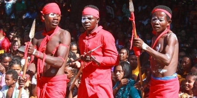 Danses et chants traditionnels – Fitampoha