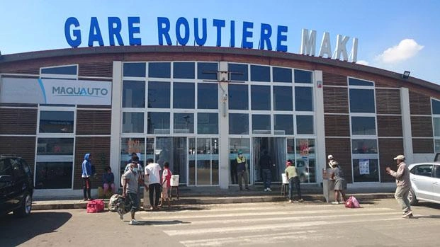 Agents de l'ATT en pleine opération de contrôle