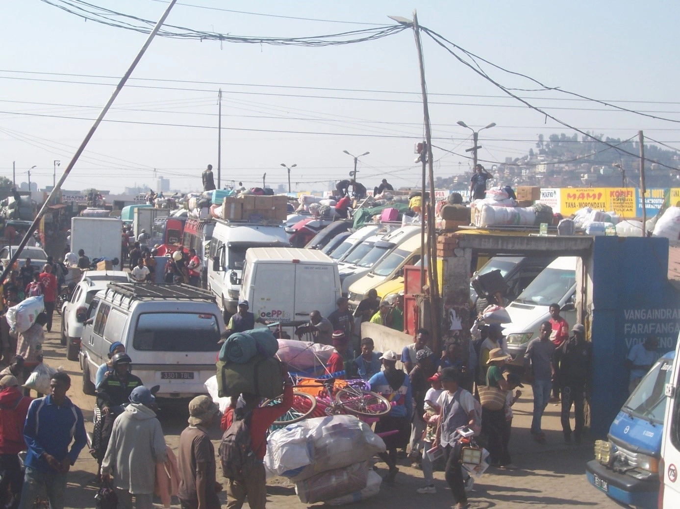 famadihana_Ambositra-Antsirabe_une