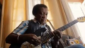 Prosh'ely — antsoina hoe « Jimi Hendrix gasy »
